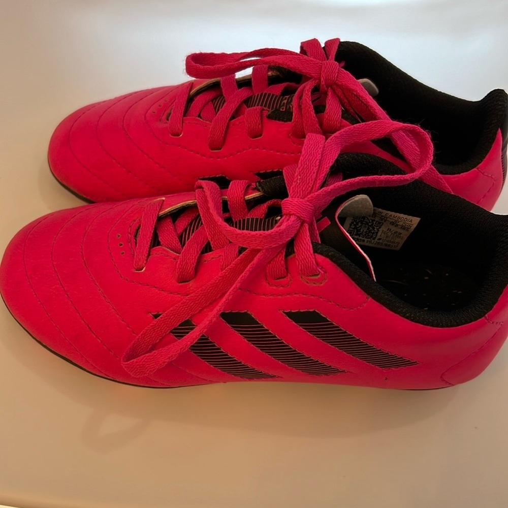 Like New Soccer Cleats